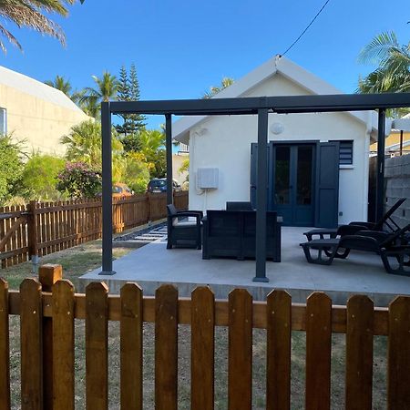 Villa & Bungalow 'Coco Des Sables' Les Pieds Dans L'Eau Ла Салин ла Ба Екстериор снимка