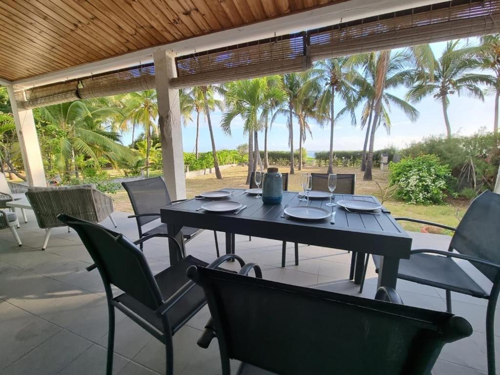 Villa & Bungalow 'Coco Des Sables' Les Pieds Dans L'Eau Ла Салин ла Ба Екстериор снимка